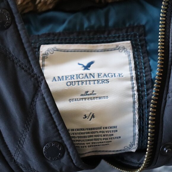 american eagle vest * hooded * size small * black - Picture 13 of 14